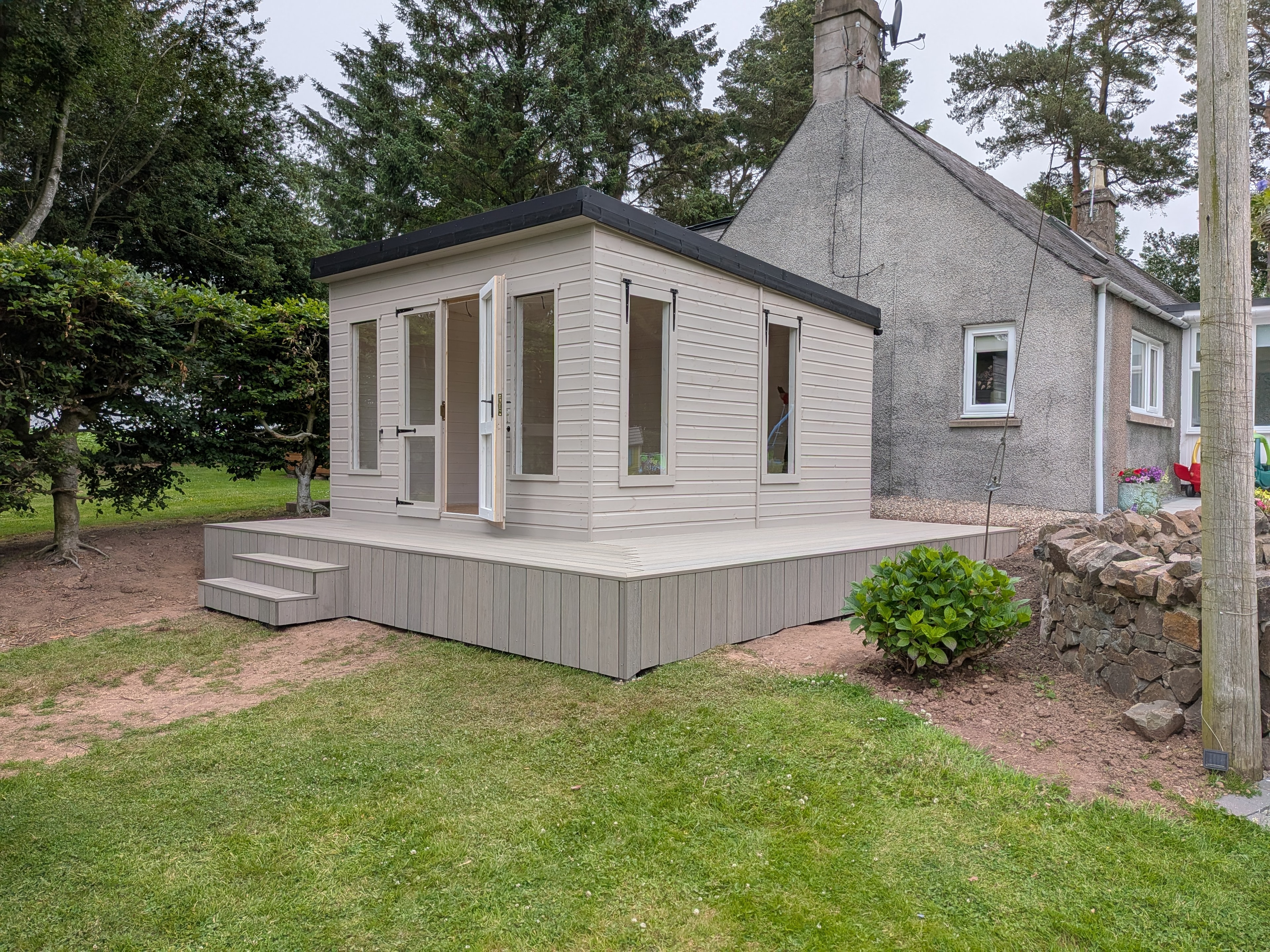 Bespoke garden studio cabin with deck